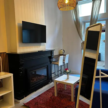 6 Stylish & Comfortable , Heart Of