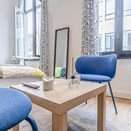 6 Stylish & Comfortable , Heart Of *