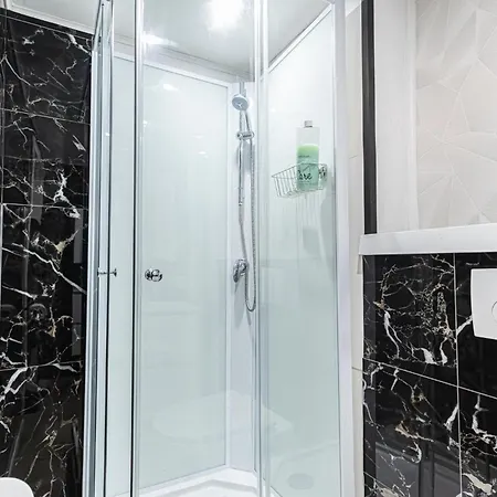 6 Stylish & Comfortable , Heart Of דירה גנט