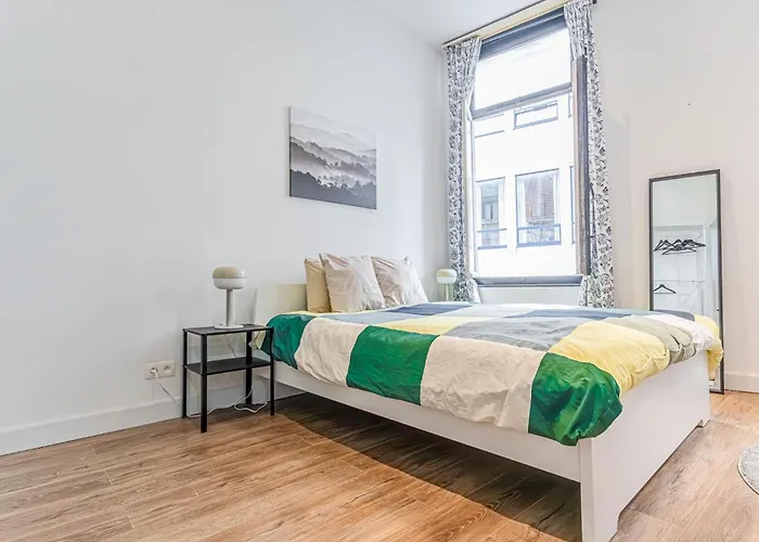 6 Stylish & Comfortable , Heart Of *