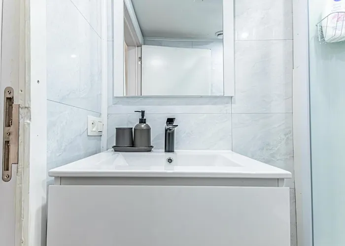 Apartamento 6 Stylish & Comfortable , Heart Of *