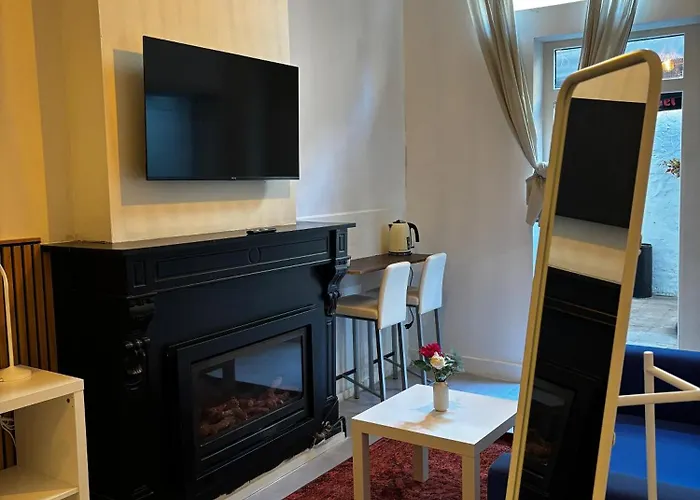 6 Stylish & Comfortable , Heart Of