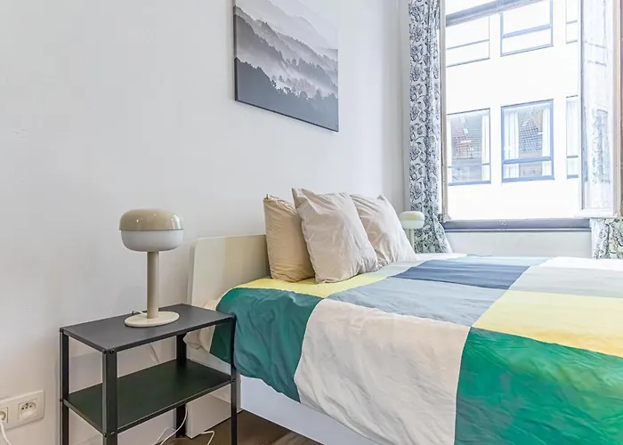 6 Stylish & Comfortable , Heart Of *